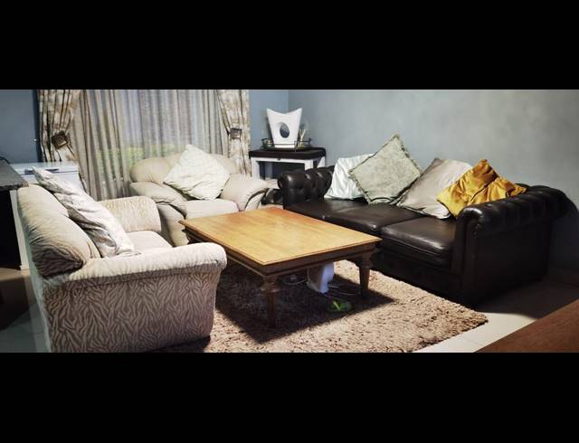 3 BEDROOM FREEHOLD SOLD IN MPOPHOMENI